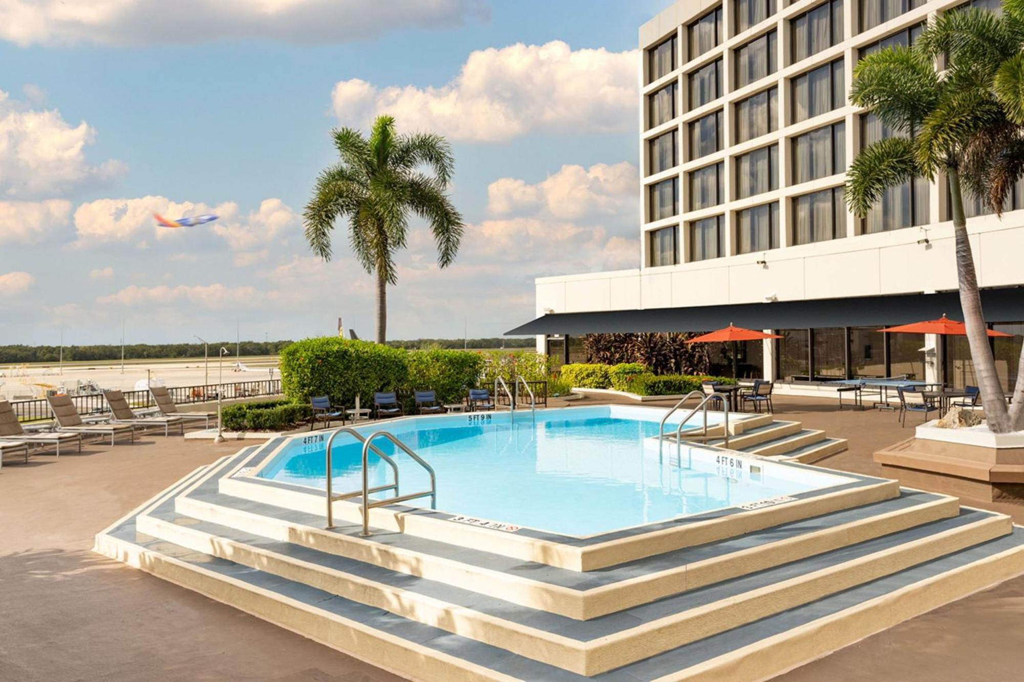 Tampa Airport Marriott Hotel Buitenkant foto